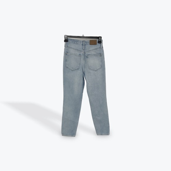 Madewell The Momjean Distressed Ripped Light Wash‎ Denim Jeans Women's Size 25 - Picture 2 of 6